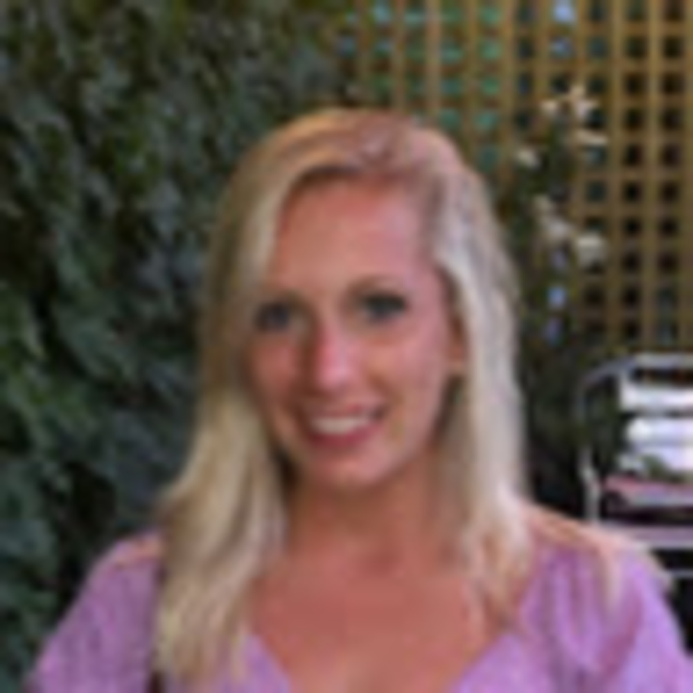 Meet your Posher, Becca